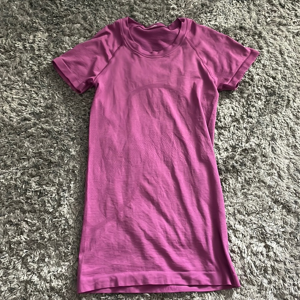 Size 2 lulu full length swiftly tech purple